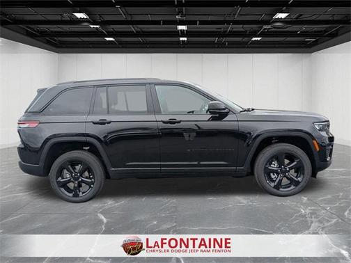 2025 Jeep Grand Cherokee Altitude