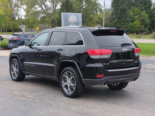 Diamond Black 2018 Jeep Grand Cherokee Sterling Edition