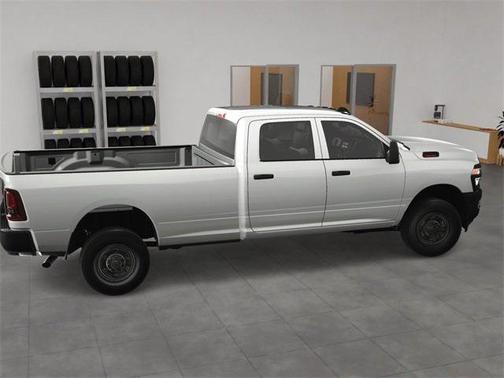 2025 RAM 2500 Tradesman Crew Cab 4x4 8' Box