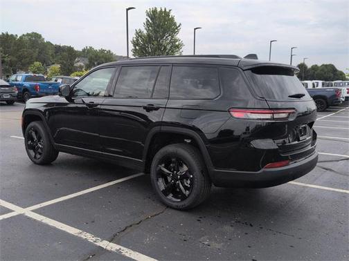 2025 Jeep Grand Cherokee L Altitude