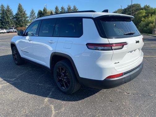 2024 Jeep Grand Cherokee L Altitude