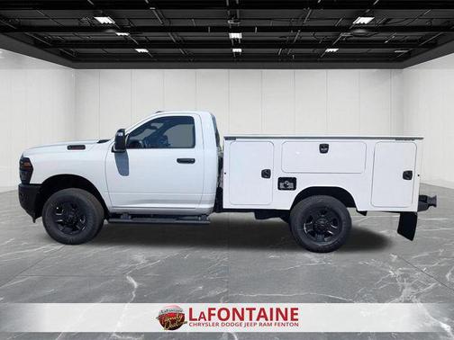 Bright White Clearcoat 2026 RAM 2500 Tradesman Regular Cab 4x4 8' Box