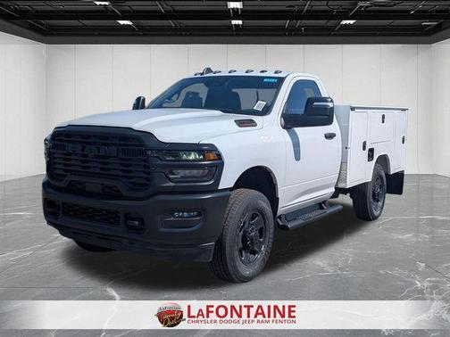 Bright White Clearcoat 2026 RAM 2500 Tradesman Regular Cab 4x4 8' Box