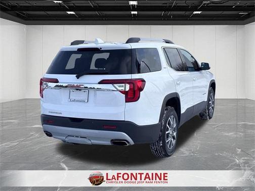 2023 GMC Acadia FWD SLT