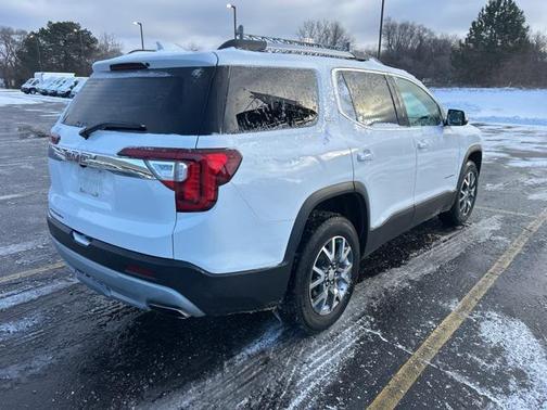 2023 GMC Acadia FWD SLT