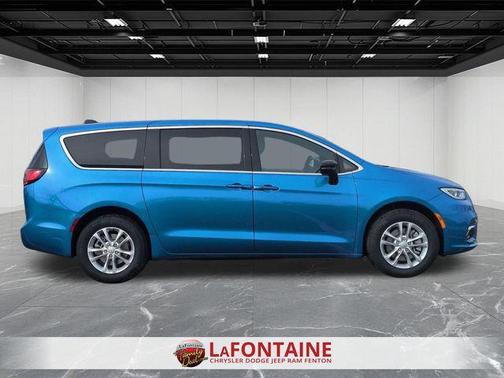 2026 Chrysler Pacifica L