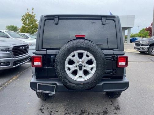 2021 Jeep Wrangler Unlimited Islander 4x4