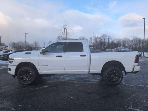 2026 RAM 2500 Big Horn Crew Cab 4x4 6'4' Box