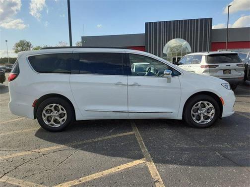 2022 Chrysler Pacifica Limited