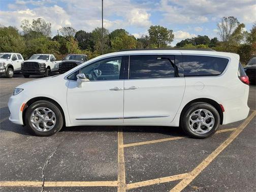 2022 Chrysler Pacifica Limited