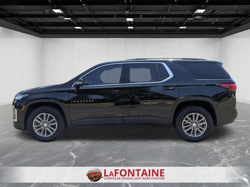 Black Metallic 2023 Chevrolet Traverse LT Cloth