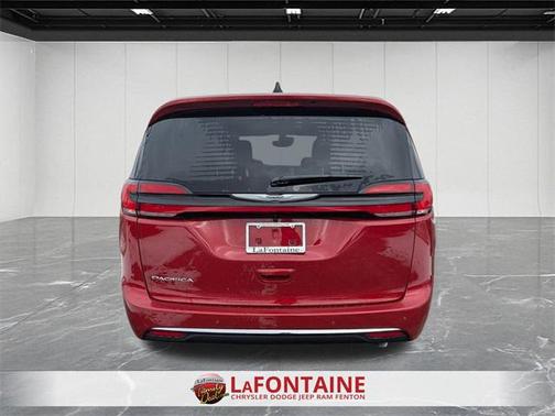 2026 Chrysler Pacifica L