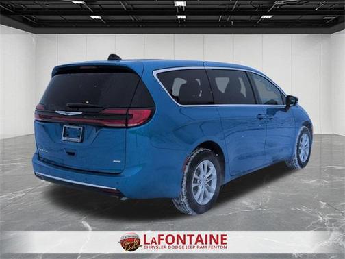 2026 Chrysler Pacifica L