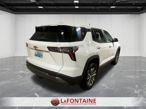 Summit White 2025 Chevrolet Equinox 1LT