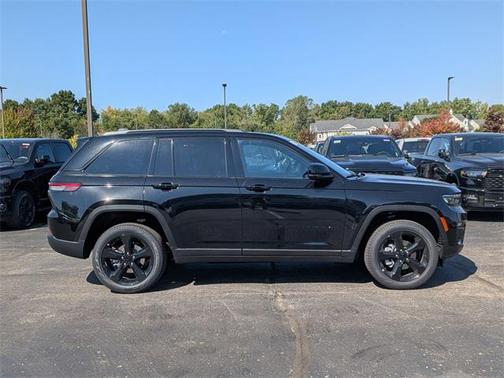 2025 Jeep Grand Cherokee Limited X