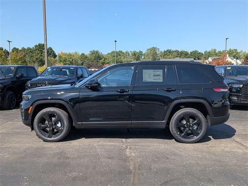 2025 Jeep Grand Cherokee Limited X