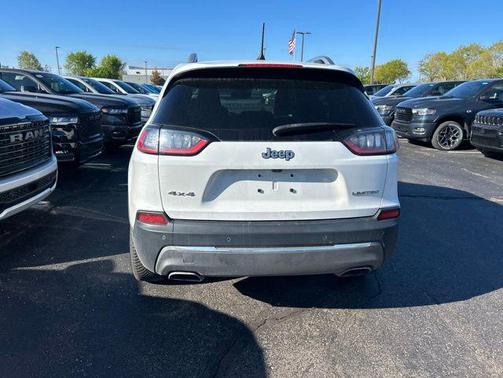 Bright White Clearcoat 2019 Jeep Cherokee Limited