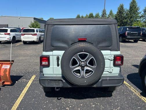 Earl Clearcoat 2023 Jeep Wrangler Sport S