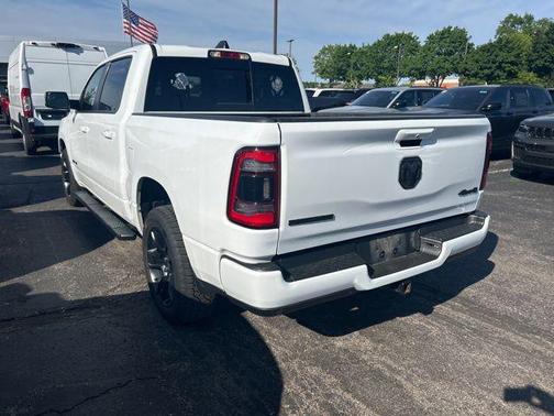 Bright White Clearcoat 2020 RAM 1500 Big Horn/Lone Star