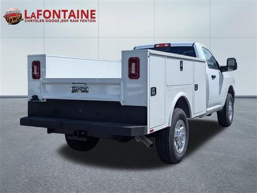 2024 RAM 3500 Tradesman Regular Cab 4x4 8' Box