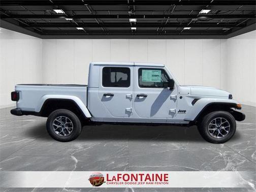 2025 Jeep Gladiator Sport S