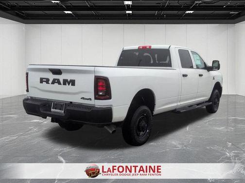 2026 RAM 2500 Tradesman Crew Cab 4x4 8' Box