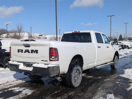 2026 RAM 2500 Tradesman Crew Cab 4x4 8' Box