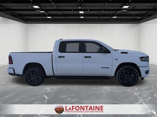 Bright White Clearcoat 2026 RAM 1500 Big Horn/Lone Star
