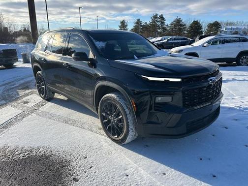 2024 Chevrolet Traverse LT