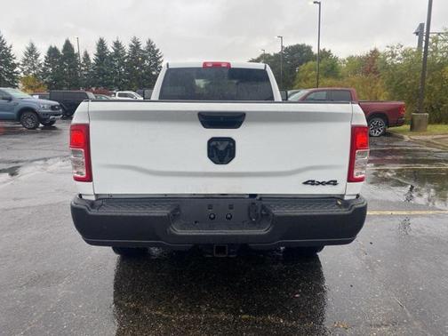 2024 RAM 3500 Tradesman Crew Cab 4x4 8' Box