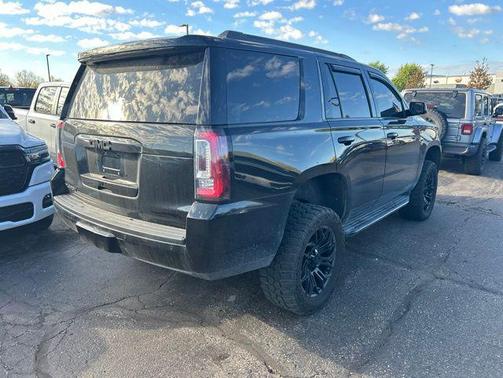 Onyx Black 2019 GMC Yukon SLE