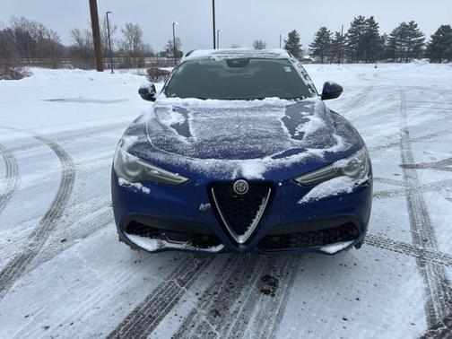 2023 Alfa Romeo Stelvio Ti