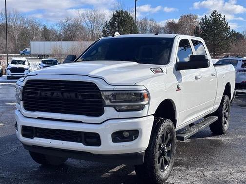 2021 RAM 2500 Big Horn Crew Cab 4x4 6'4' Box