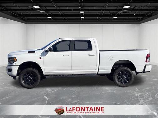 2021 RAM 2500 Big Horn Crew Cab 4x4 6'4' Box