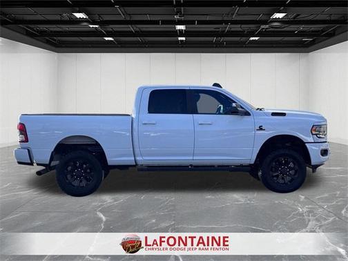 2021 RAM 2500 Big Horn Crew Cab 4x4 6'4' Box