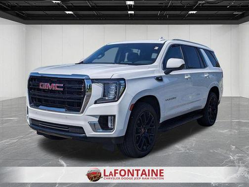 Summit White 2023 GMC Yukon SLE