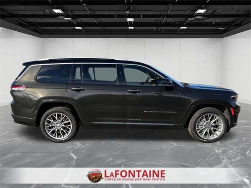 2022 Jeep Grand Cherokee L Summit