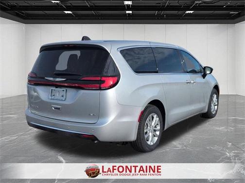 2026 Chrysler Pacifica L