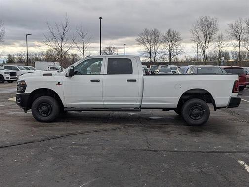 2026 RAM 2500 Tradesman Crew Cab 4x4 8' Box