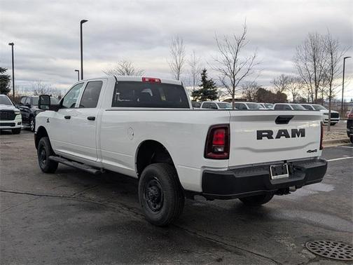 2026 RAM 2500 Tradesman Crew Cab 4x4 8' Box
