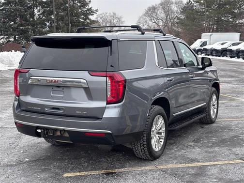 2021 GMC Yukon SLT
