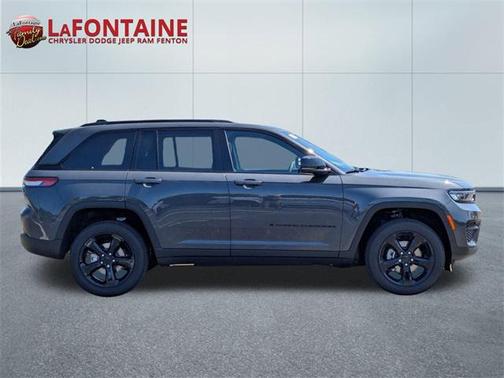 2025 Jeep Grand Cherokee Altitude