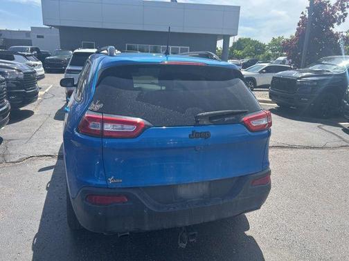 Hydro Blue Pearlcoat 2018 Jeep Cherokee Limited