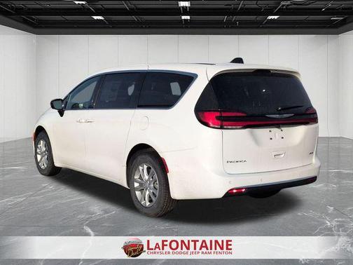 2026 Chrysler Pacifica L