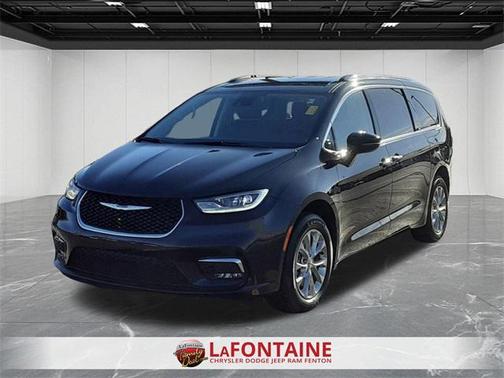 2021 Chrysler Pacifica Touring L