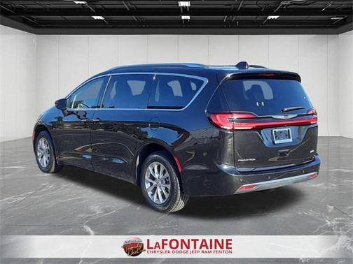 2021 Chrysler Pacifica Touring L