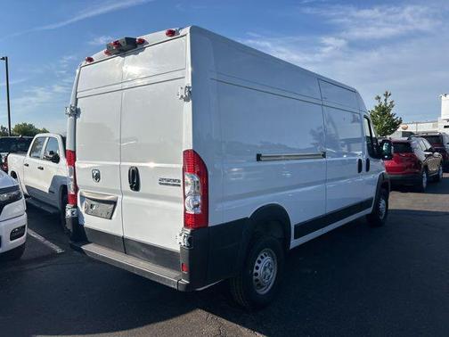 Bright White Clearcoat 2026 RAM ProMaster 2500 Tradesman