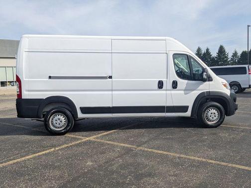 Bright White Clearcoat 2026 RAM ProMaster 2500 Tradesman