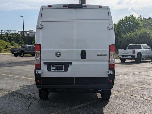 Bright White Clearcoat 2026 RAM ProMaster 2500 Tradesman