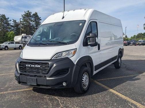 Bright White Clearcoat 2026 RAM ProMaster 2500 Tradesman